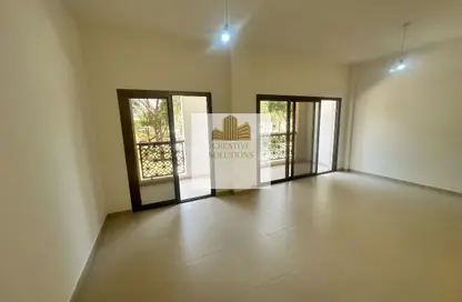 Apartment - 2 Bedrooms - 2 Bathrooms for rent in The Gardens Buildings - The Gardens - Dubai