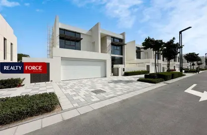 Villa - 4 Bedrooms - 7 Bathrooms for rent in District One Phase III - District One - Mohammed Bin Rashid City - Dubai