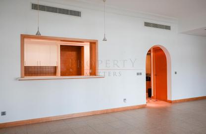 Apartment - 2 - 2 for rent in Al Khushkar - Shoreline Apartments - Palm Jumeirah - Dubai