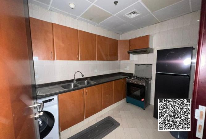 73874363 - Property Image 3