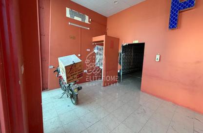 Warehouse - Studio for rent in Industrial Area 18 - Sharjah Industrial Area - Sharjah