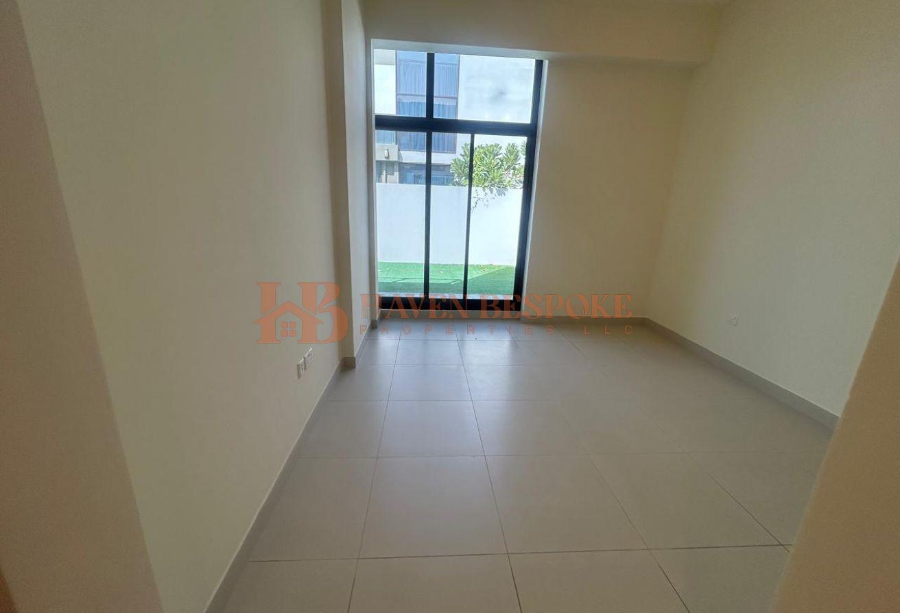 Villa for Rent | 4BR+Maid | High living Community photo 18