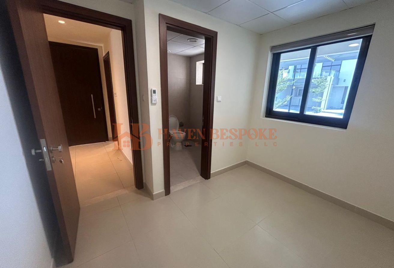 Villa for Rent | 4BR+Maid | High living Community photo 21