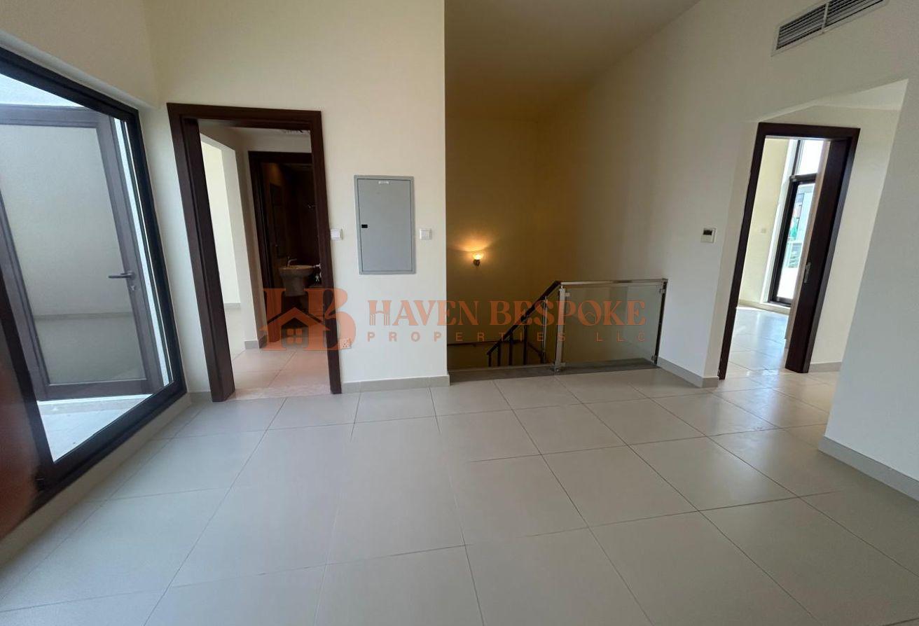 Villa for Rent | 4BR+Maid | High living Community photo 15