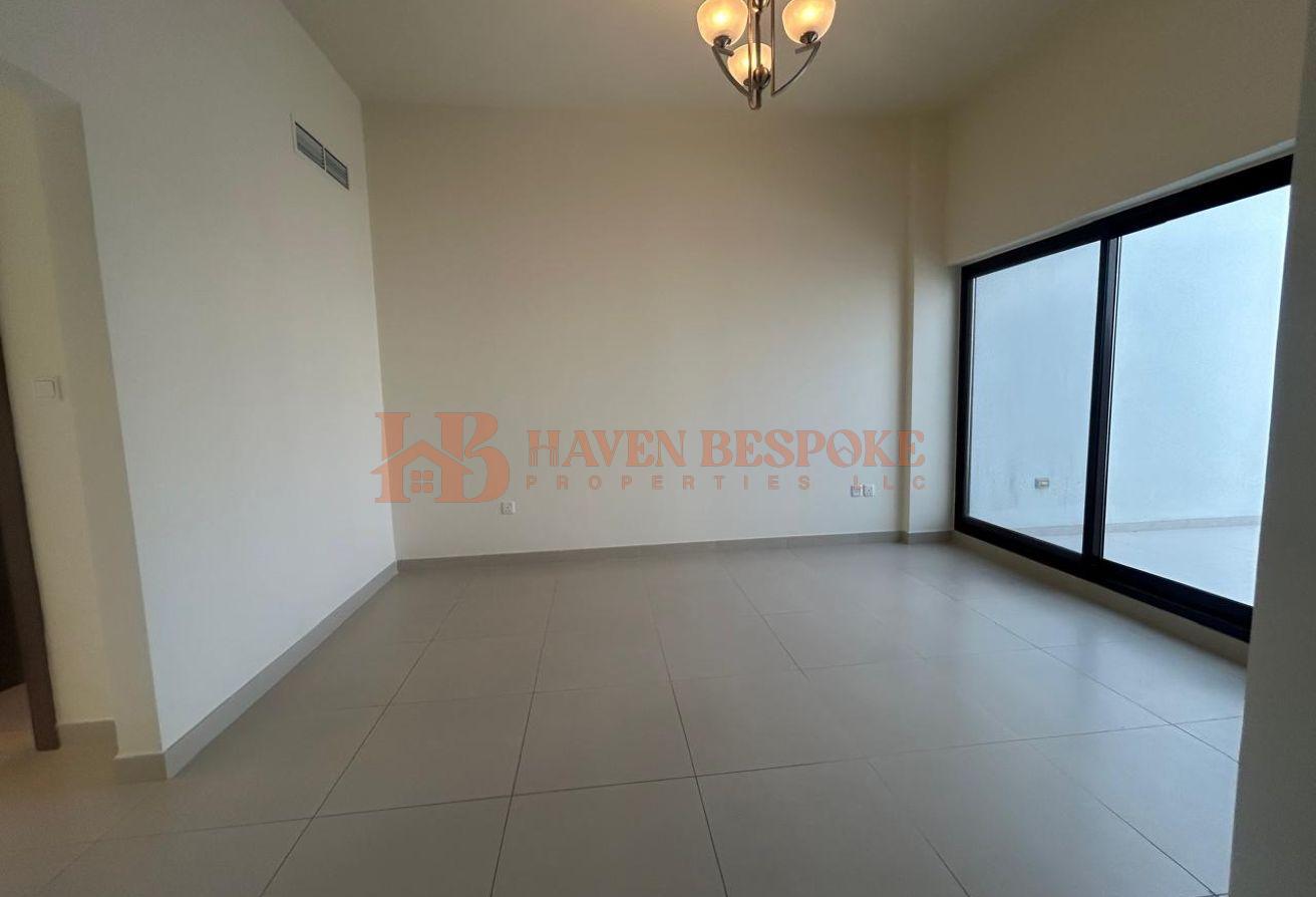 Villa for Rent | 4BR+Maid | High living Community photo 16