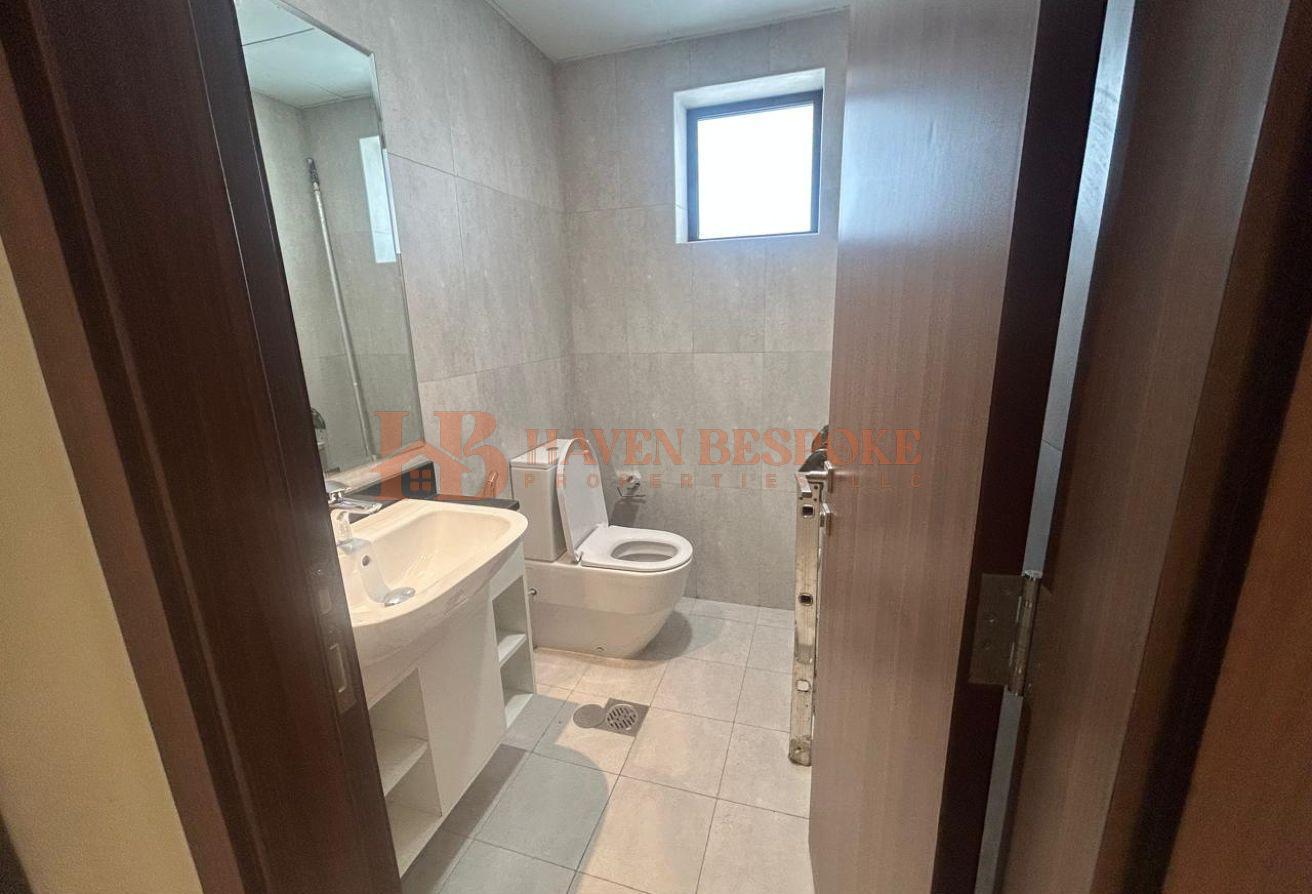 Villa for Rent | 4BR+Maid | High living Community photo 24
