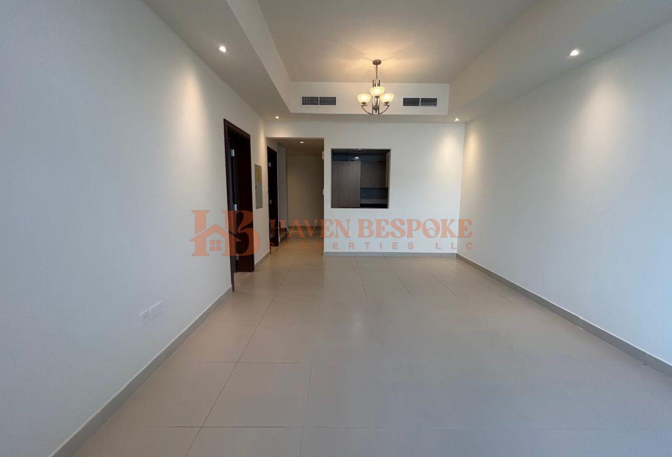 Villa for Rent | 4BR+Maid | High living Community photo 19