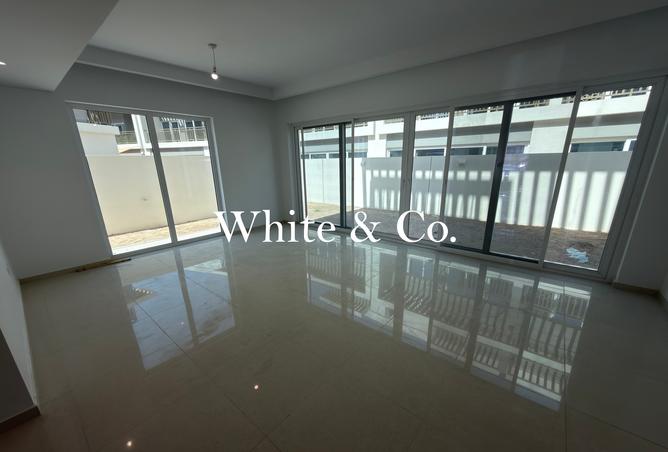 128810169 - Property Image 2
