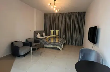 Apartment - Studio - 1 Bathroom for rent in May Residence 2 - May Residence - District 10 - Jumeirah Village Circle - Dubai