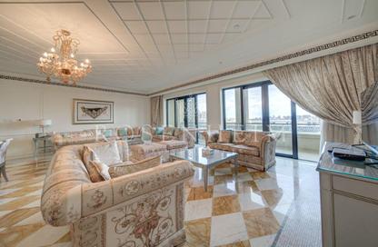 Apartment - 3 Bedrooms - 4 Bathrooms for rent in Palazzo Versace - Culture Village - Dubai