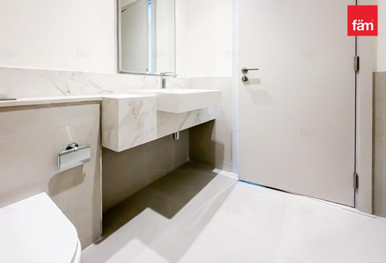 MAID ROOM | AVAILABLE NOW | HIGH FLOOR | PALM VIEW photo 16