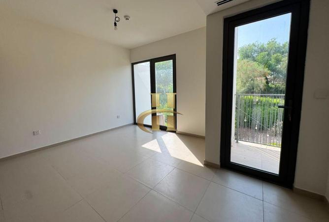 107275302 - Property Image 2