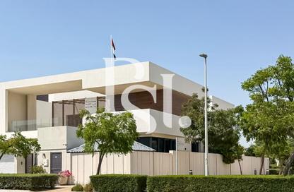 Villa - 5 Bedrooms - 7 Bathrooms for sale in West Yas - Yas Island - Abu Dhabi