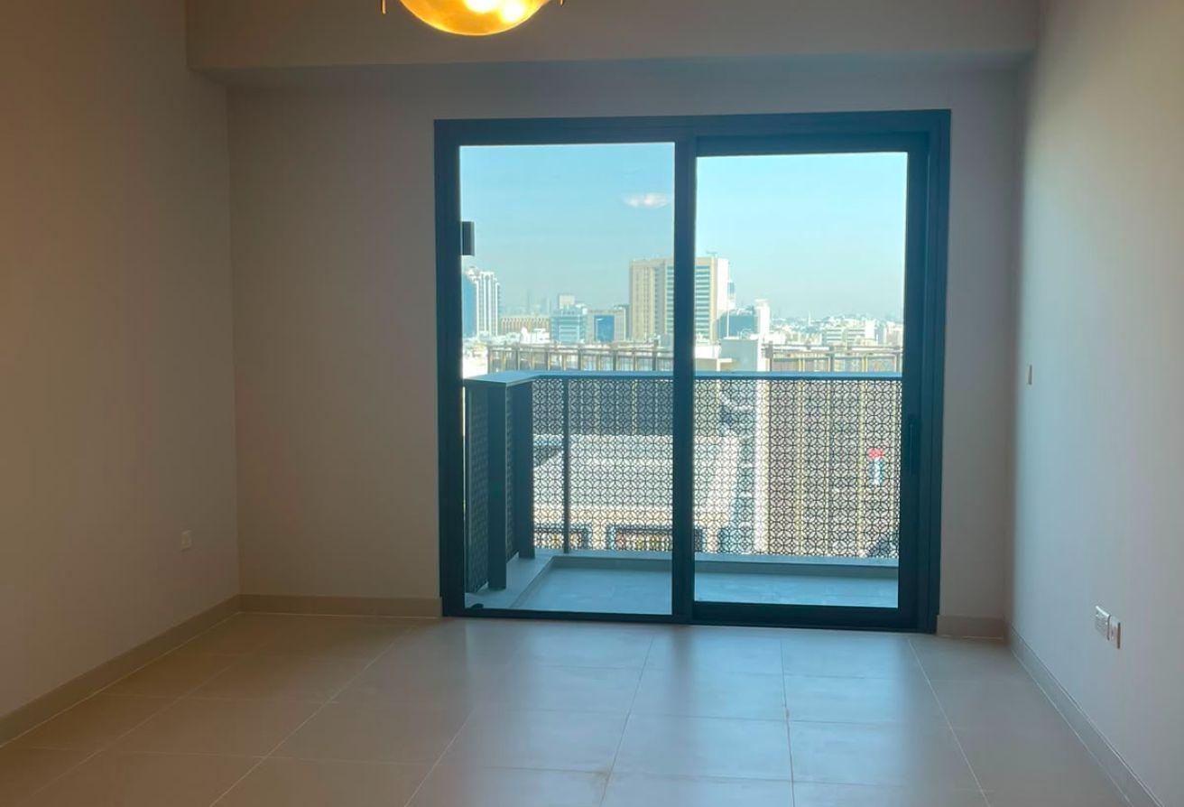 Modren Living| Spacious | Affordable | near metro photo 6