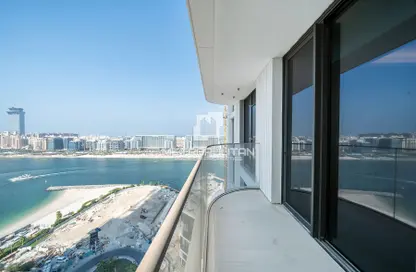 Apartment - 1 Bedroom - 1 Bathroom for sale in Palace Beach Residence Tower 2 - Palace Beach Residence - EMAAR Beachfront - Dubai Harbour - Dubai