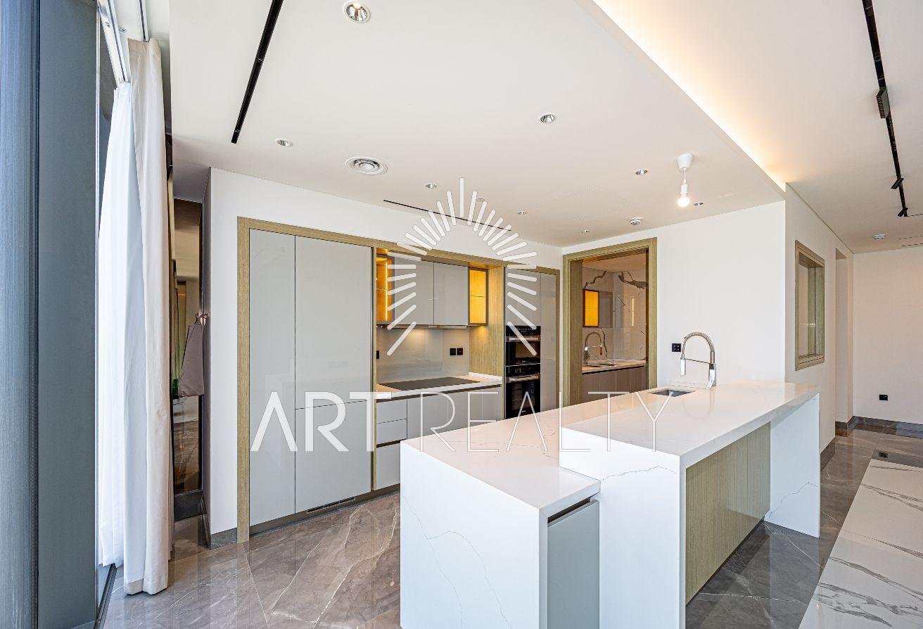 Luxury 4 BR | Palm & Burj Al Arab View |High Floor photo 9