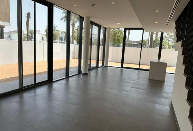 73848417 - Property Main Image