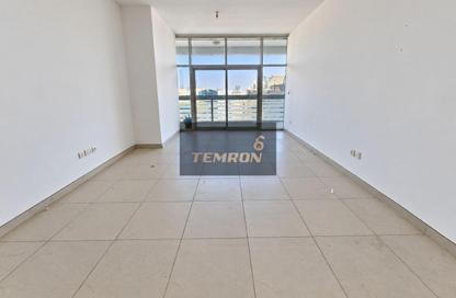 Apartment - 1 - 2 for rent in Al Ain Tower - Khalidiya Street - Al Khalidiya - Abu Dhabi