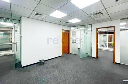 Office Space - Studio - 1 Bathroom for rent in Fairmont Hotel - Sheikh Zayed Road - Dubai