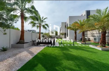 Villa - 5 Bedrooms - 7+ Bathrooms for rent in West Yas - Yas Island - Abu Dhabi