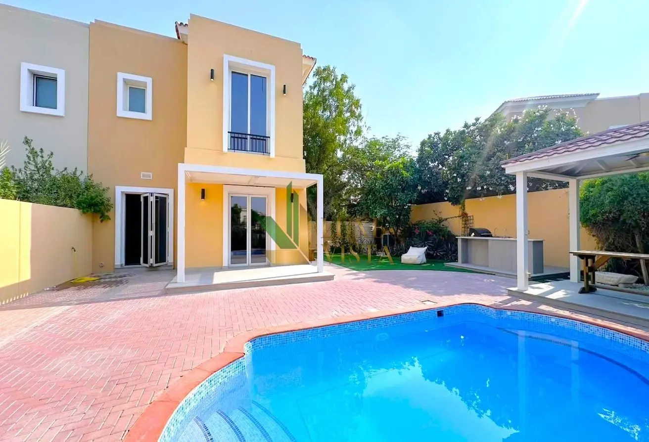 165597418 - Property Main Image