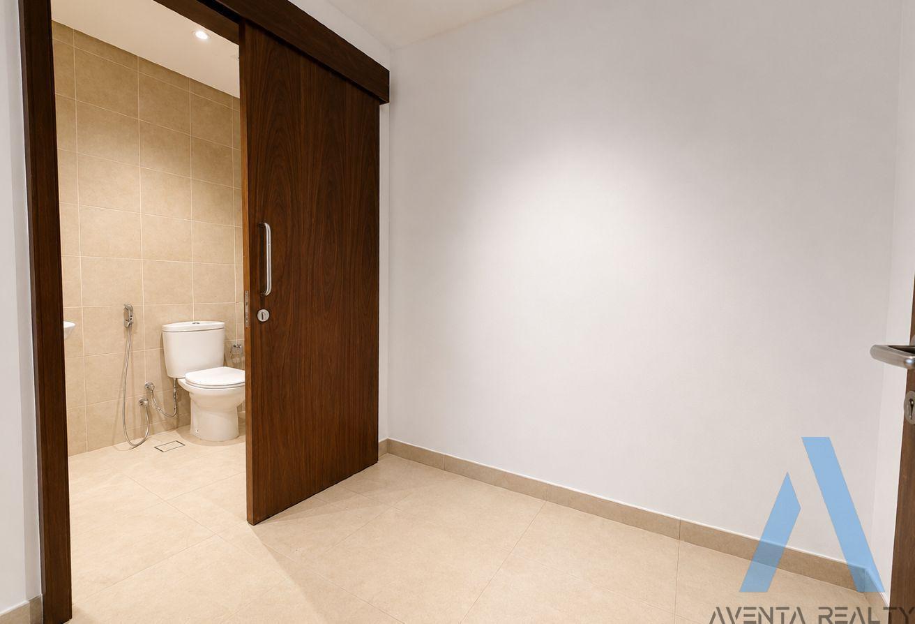 Marina View | Vacant Now | Multiple Options photo 11