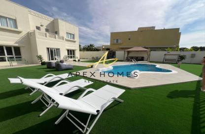 Villa - 5 Bedrooms - 5 Bathrooms for rent in Meadows 2 - Meadows - Dubai