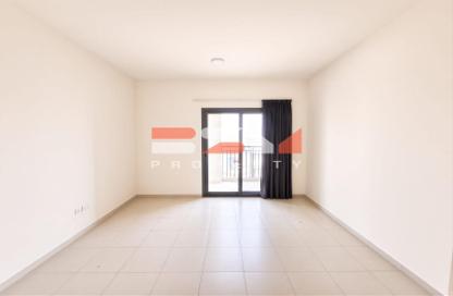 Apartment - 2 Bedrooms - 2 Bathrooms for rent in Hayat Boulevard 2A - Hayat Boulevard 2 - Hayat Boulevard - Town Square - Dubai