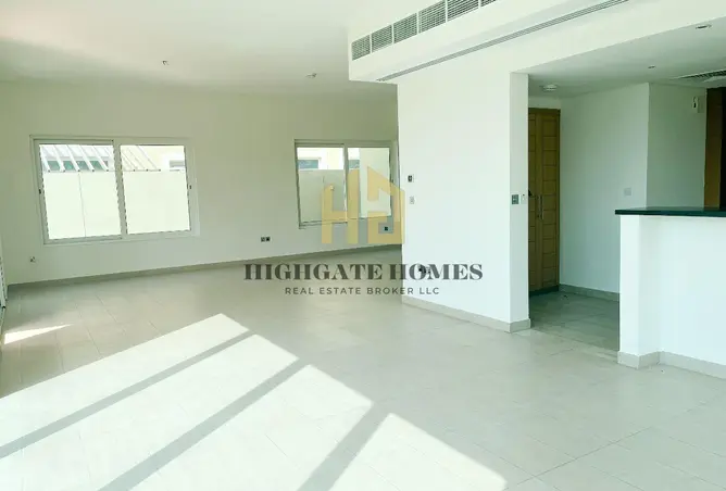 155578901 - Property Image 2