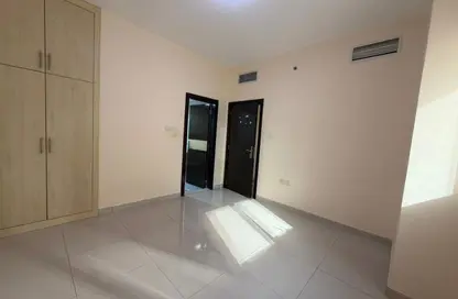 شقة - غرفة نوم - 2 حمامات للايجار في شارع التعاون الجديد - التعاون - الشارقة