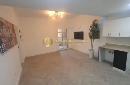Apartment - 1 Bedroom - 2 Bathrooms for rent in Summer 1 - Summer - Seasons Community - District 15 - Jumeirah Village Circle - Dubai