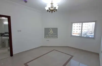 شقة - 2 غرف نوم - 2 حمامات للايجار في مساكن كورنيش عجمان - طريق كورنيش عجمان - عجمان