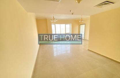 Apartment - 3 Bedrooms - 3 Bathrooms for rent in Al Khan - Sharjah