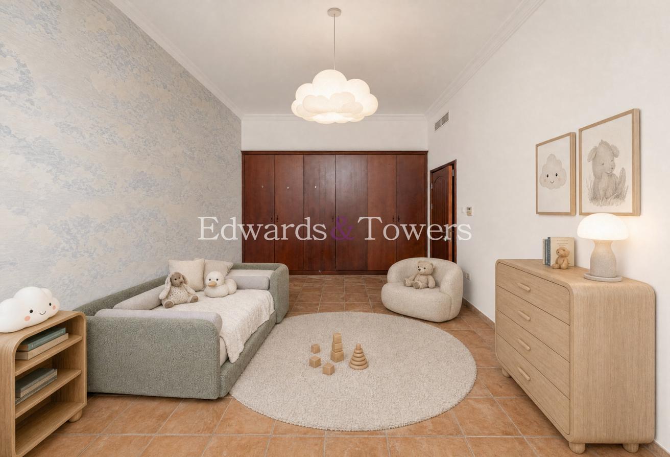 Spacious 5BR Villa | Private Pool | Unfurnished photo 12