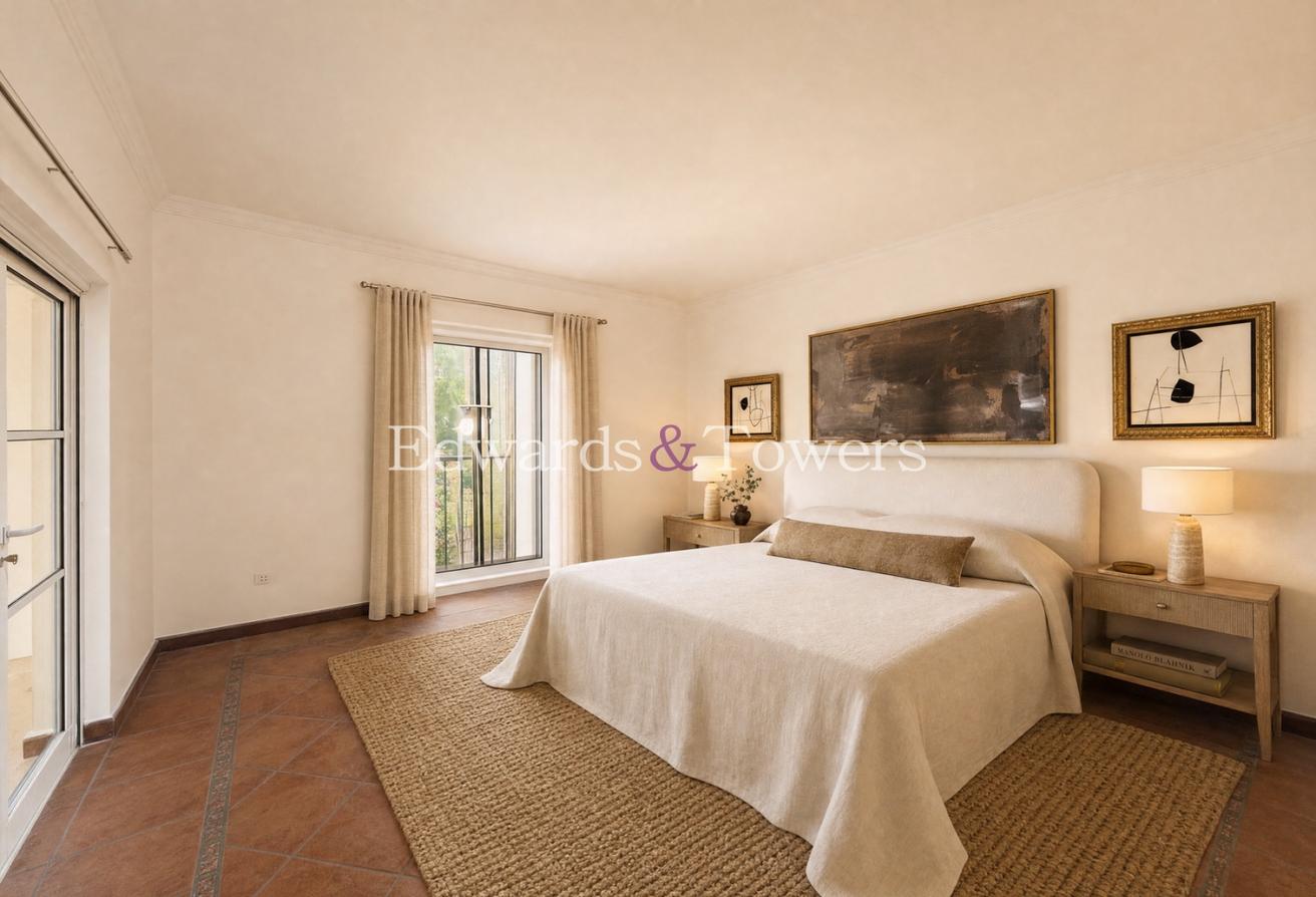 Spacious 5BR Villa | Private Pool | Unfurnished photo 11