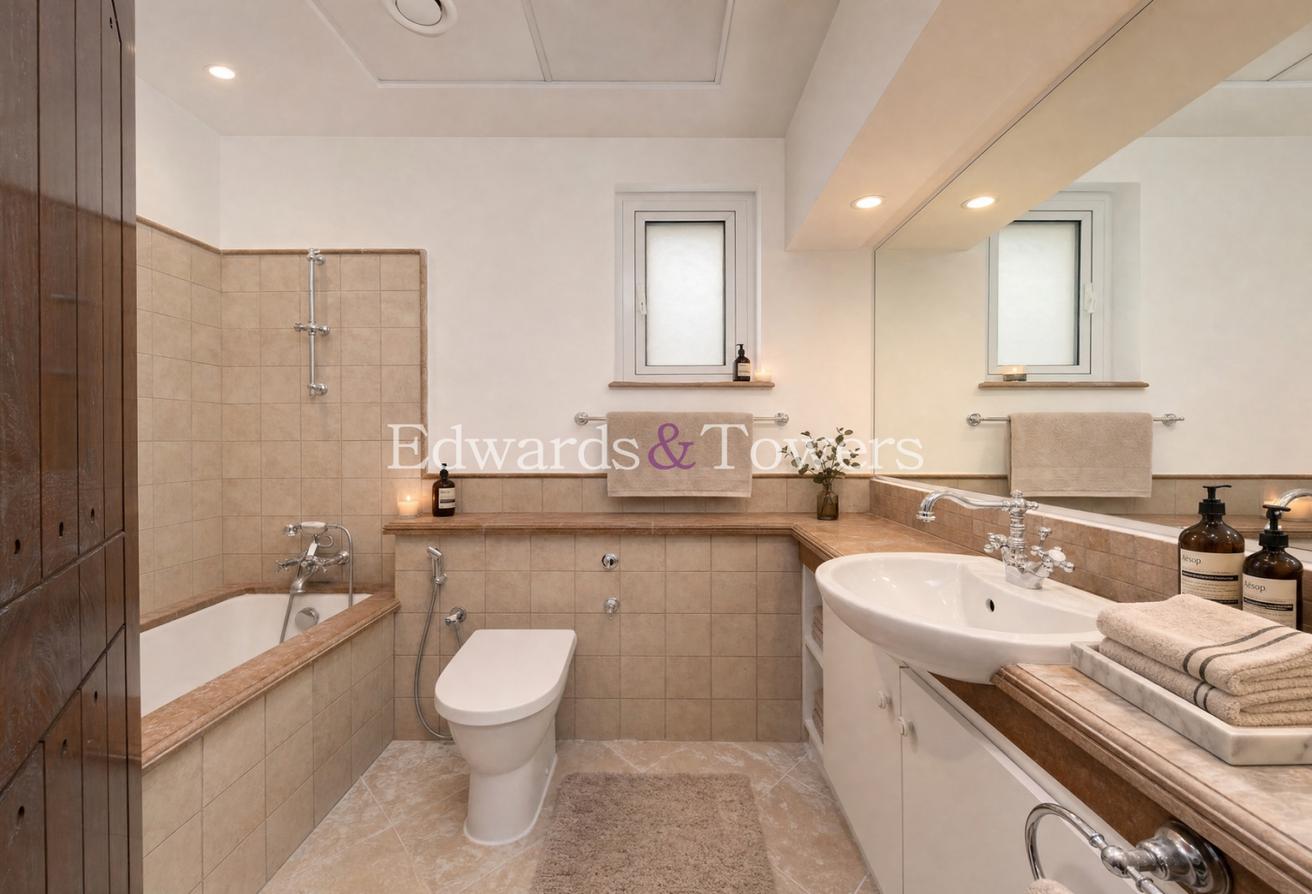 Spacious 5BR Villa | Private Pool | Unfurnished photo 10