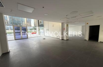 Retail - Studio - 1 Bathroom for rent in Capital Golden Tower - Business Bay - Dubai
