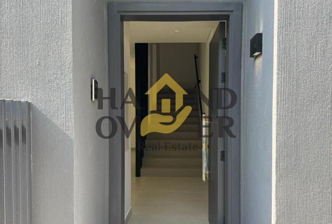 87045273 - صورة العقار 2