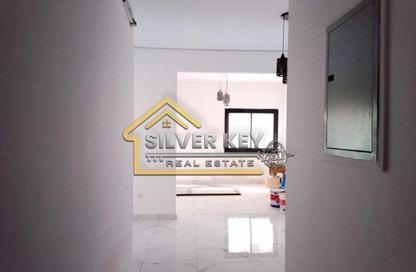 Apartment - 3 Bedrooms - 2 Bathrooms for rent in Clock Tower Offices - Al Musalla - Al Gharb - Sharjah