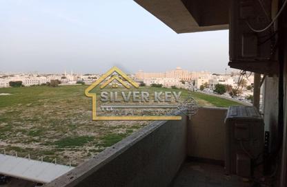 Apartment - 3 Bedrooms - 2 Bathrooms for rent in Clock Tower Offices - Al Musalla - Al Gharb - Sharjah