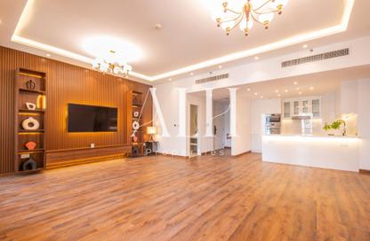 Apartment - 2 Bedrooms - 3 Bathrooms for sale in Rimal 1 - Rimal - Jumeirah Beach Residence - Dubai
