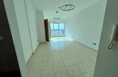 شقة - 1 حمام للايجار في سكاي كورتس تاور D - أبراج سكاي كورتس - مجمع دبي ريزيدنس - دبي لاند - دبي