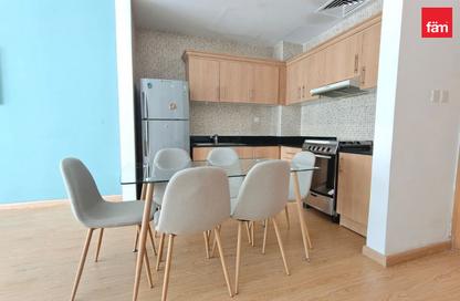 Apartment - 1 - 1 for rent in Mayfair Residency - Business Bay - Dubai