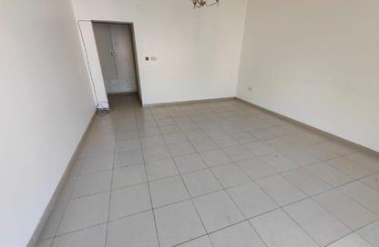 Apartment - 2 Bedrooms - 2 Bathrooms for rent in Zayd Bin Aslam Street - Abu shagara - Sharjah