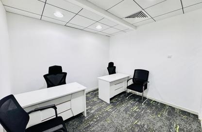 Office Space - Studio - 4 Bathrooms for rent in Hamdan Street - Abu Dhabi