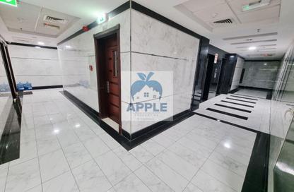 Apartment - 1 Bedroom - 2 Bathrooms for rent in Muwaileh 29 Building - Muwaileh - Sharjah