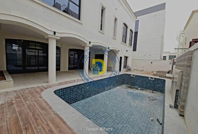 72304663 - Property Image 3