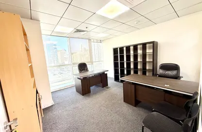 مكتب - استوديو - 2 حمامات للايجار في برج مدينة زايد - منطقة المرور - أبوظبي