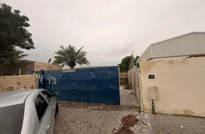 Land - Studio for rent in SG 13 Building - Industrial Area 13 - Sharjah Industrial Area - Sharjah