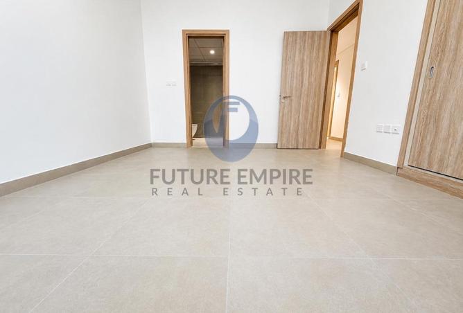 142826435 - Property Image 3